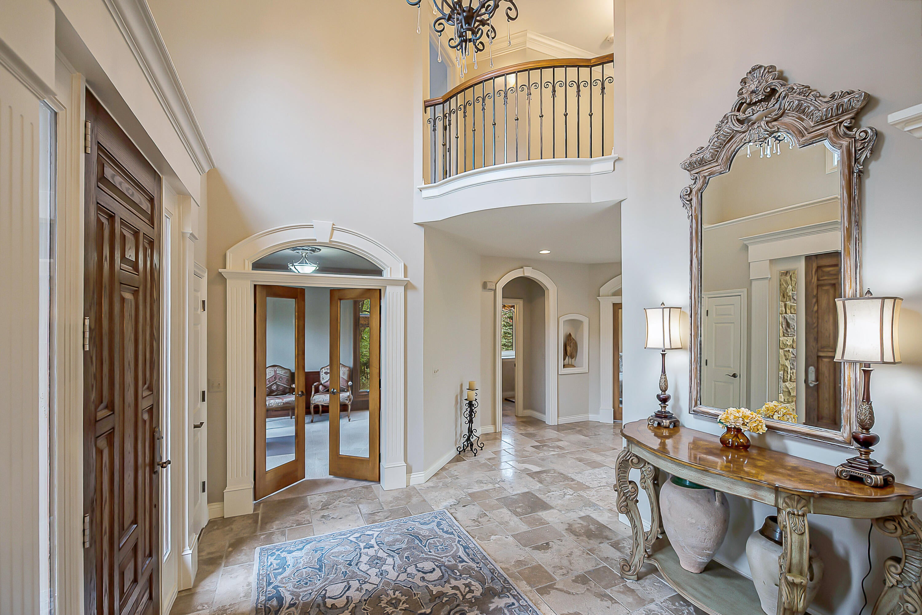 3233 Creston Circle