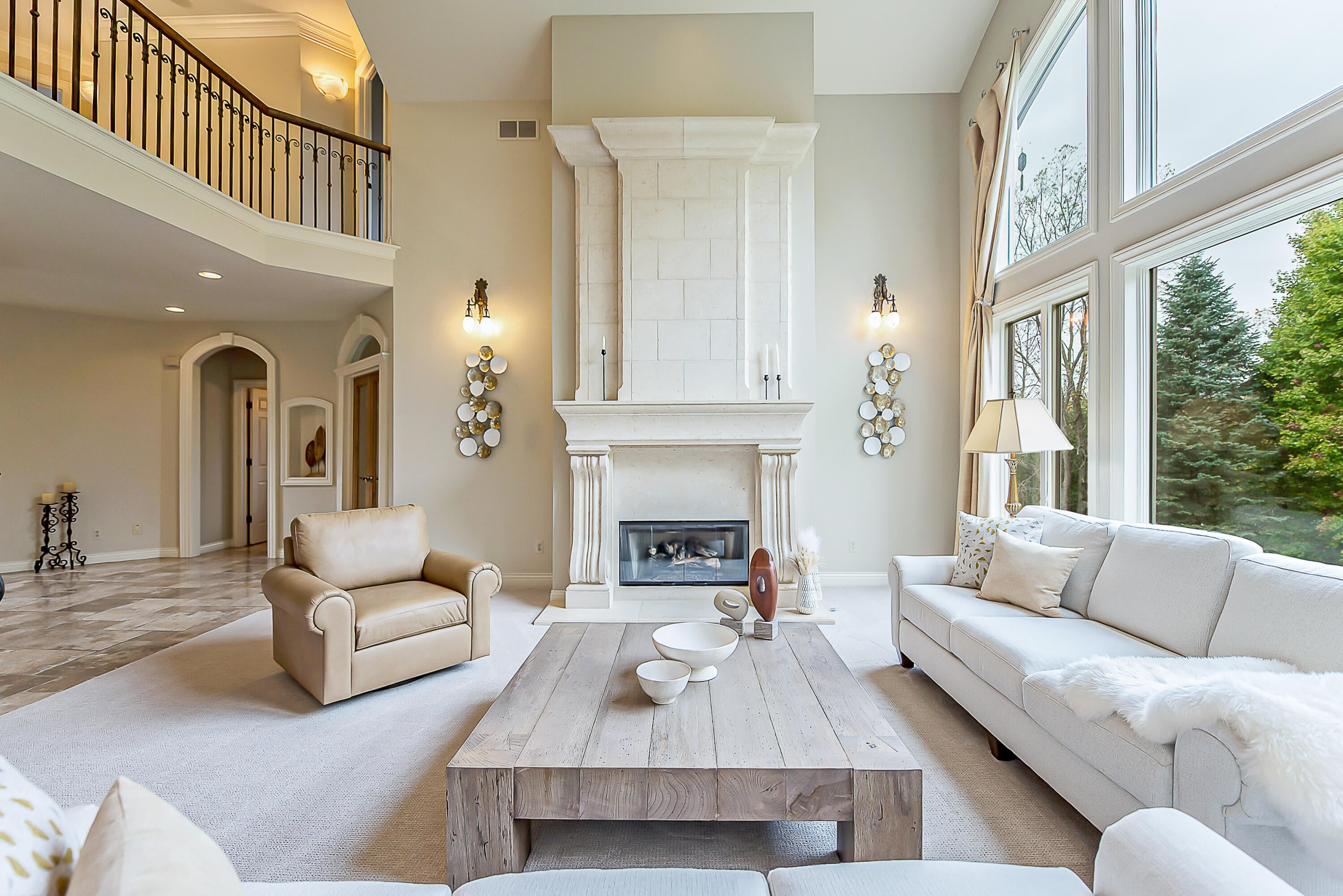 3233 Creston Circle