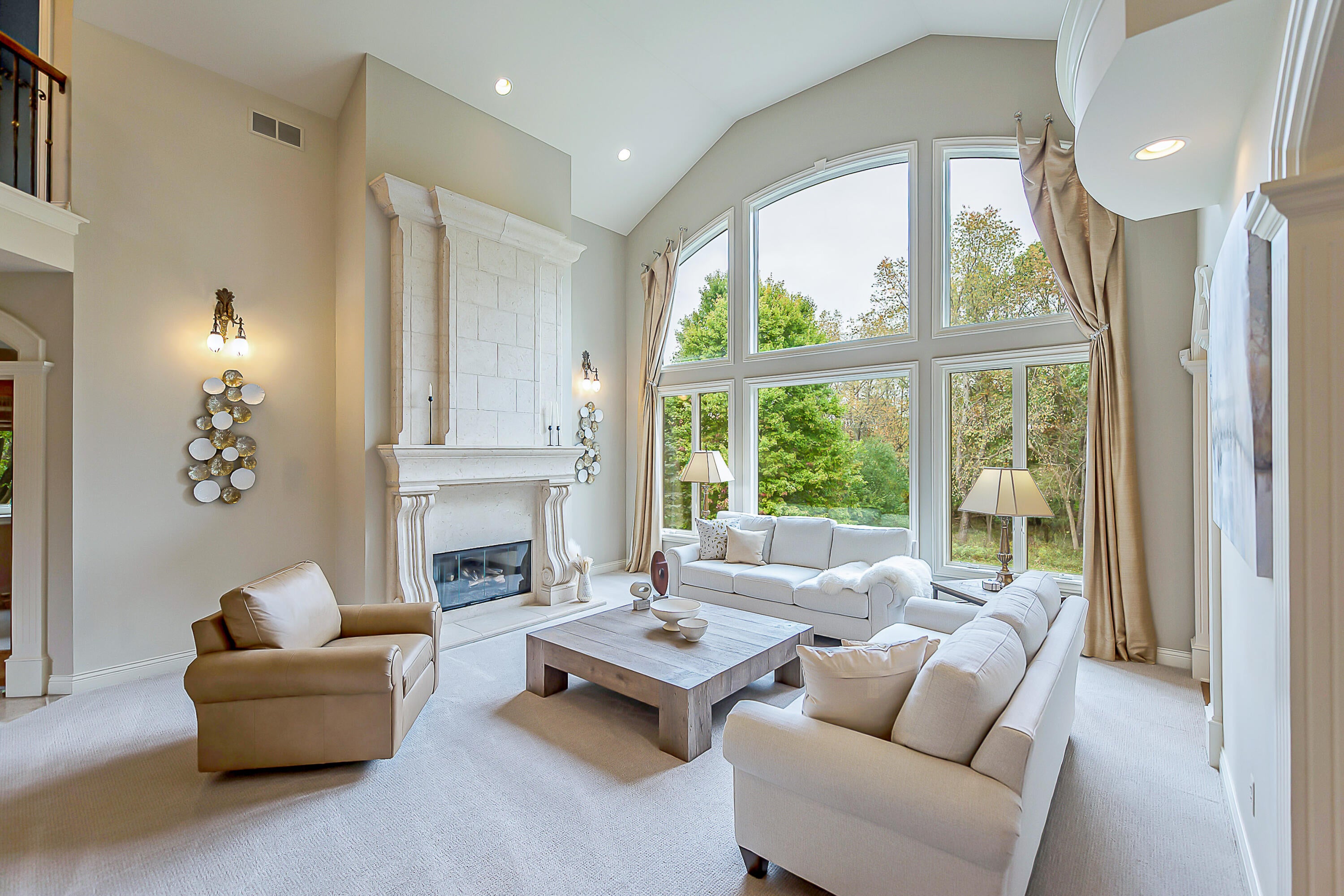 3233 Creston Circle