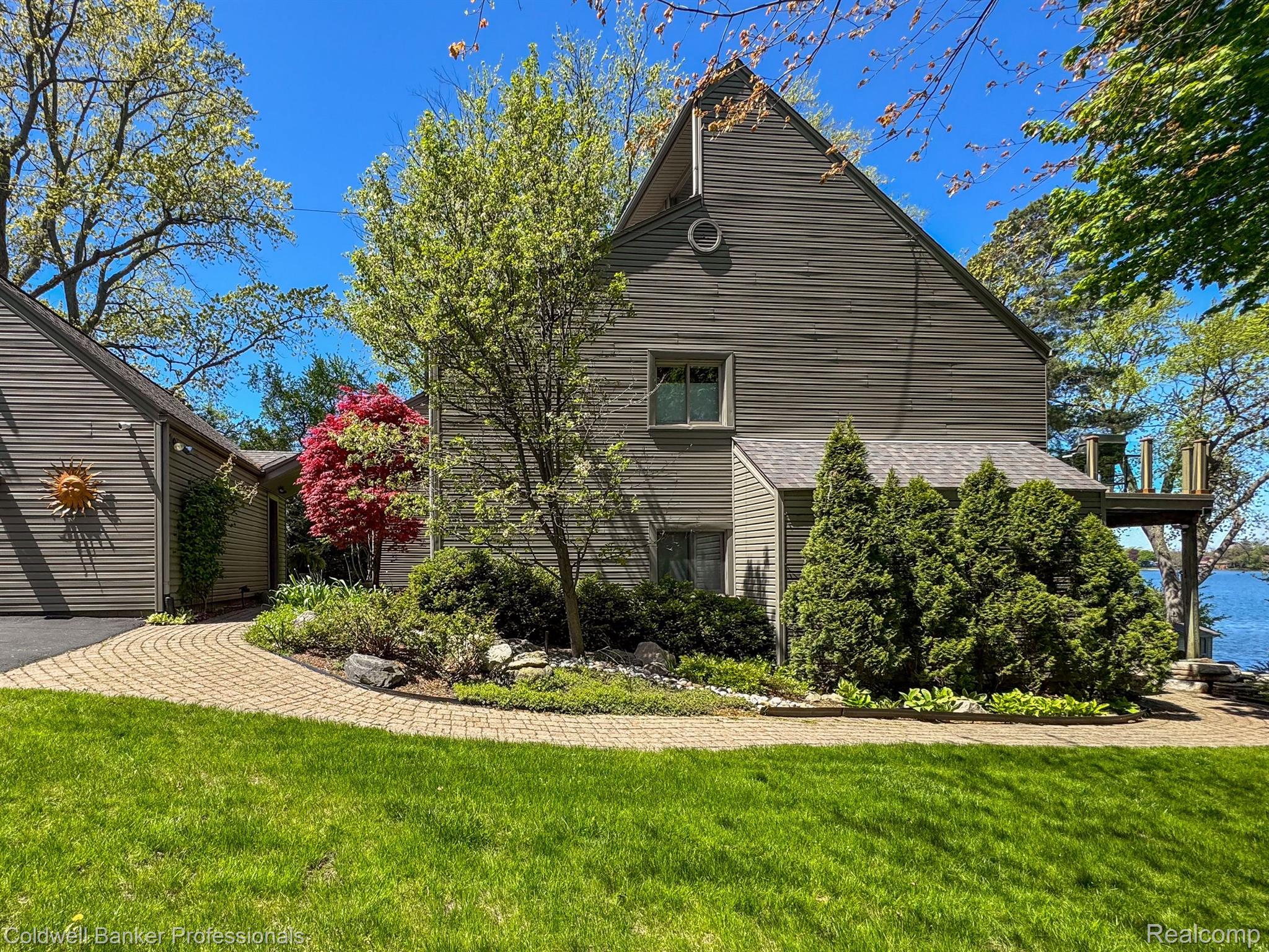 2660 SILVERDOWN Court