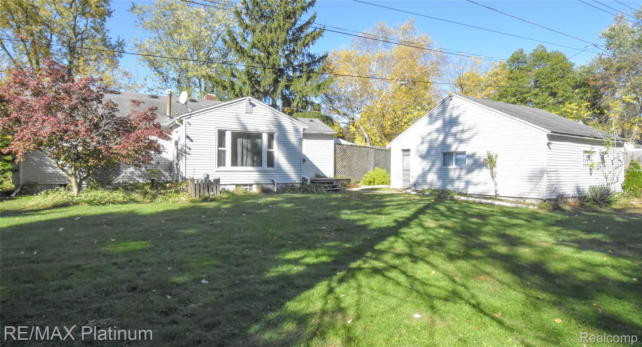 1428 N Pontiac Trail