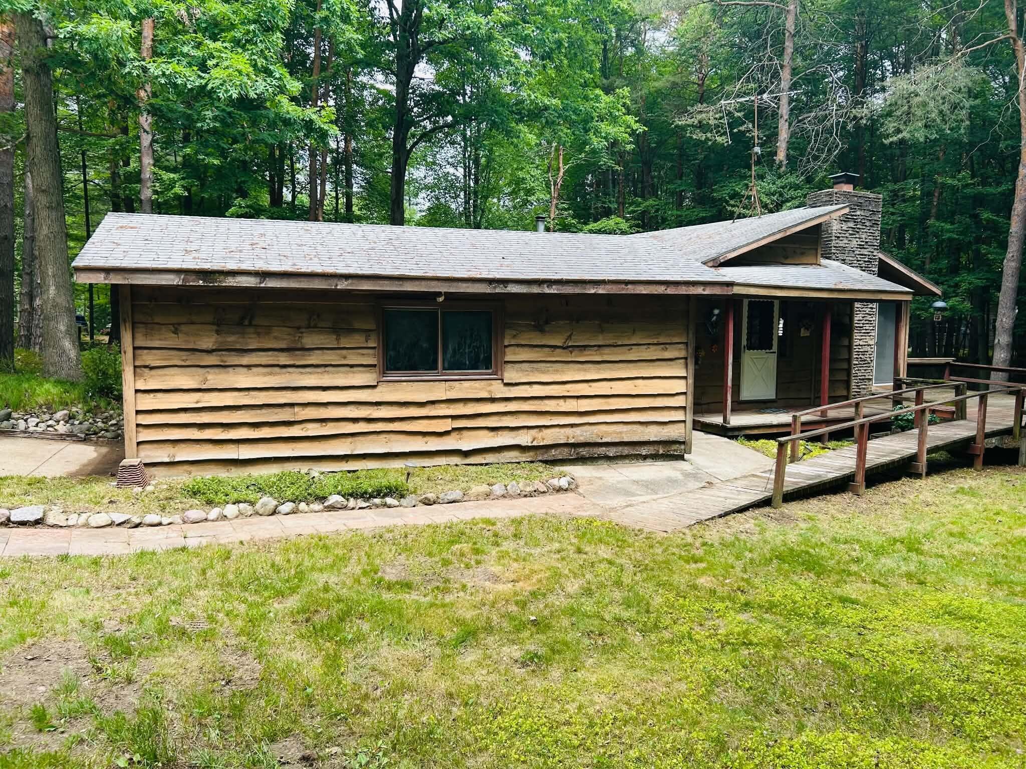 8670 Mohawk Court