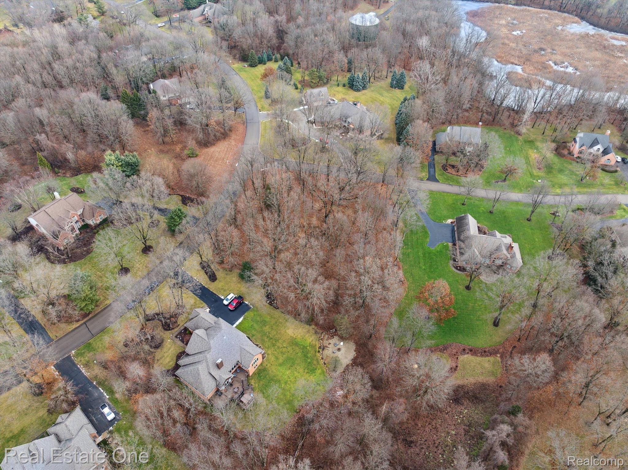 2423 Canterwood