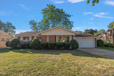 Tiny photo for 8860 Kidley Drive, Sterling Heights City, MI 48314 (MLS # 20261068678)