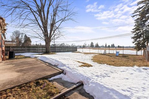 Tiny photo for 30055 Boewe Drive, Warren City, MI 48092 (MLS # 20261008814)