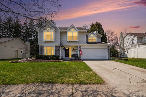 959 S Parkwood Drive South Lyon City MI 48178