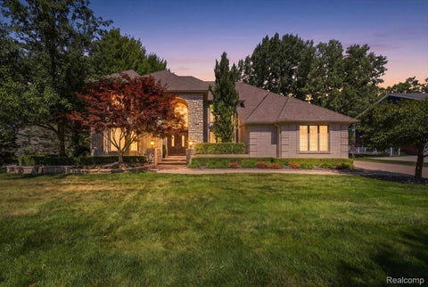 Photo of 187 Greenan Lane, Lake Orion Village, MI 48362 (MLS # 20261063541)