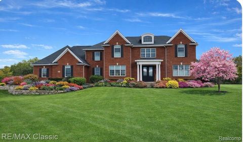 1994 Charles Court Milford Charter Township MI 48380