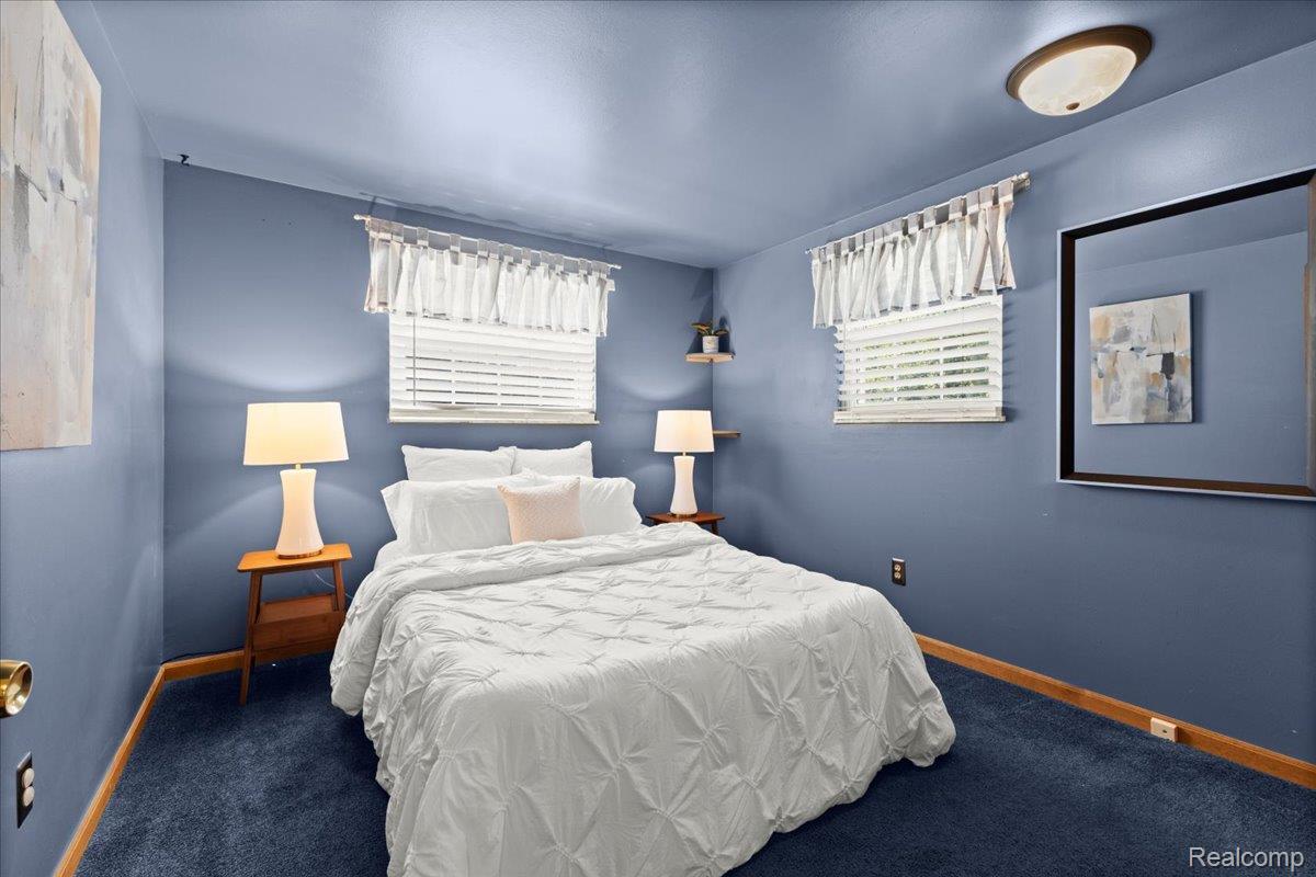 Waterford Charter Township, Michigan 48329, United States, 3 Bedrooms Bedrooms, ,1 BathroomBathrooms,Residential,Pending,204959