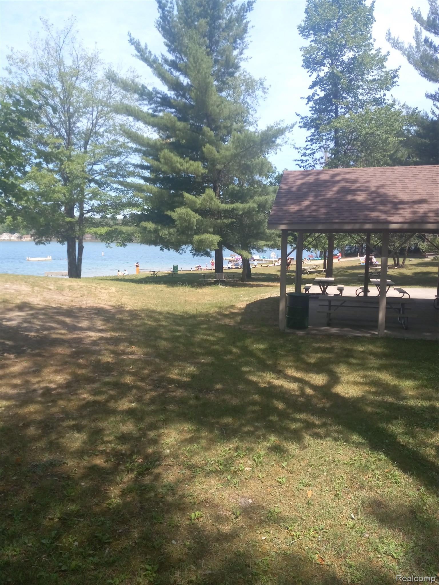 8648 Pineview Drive