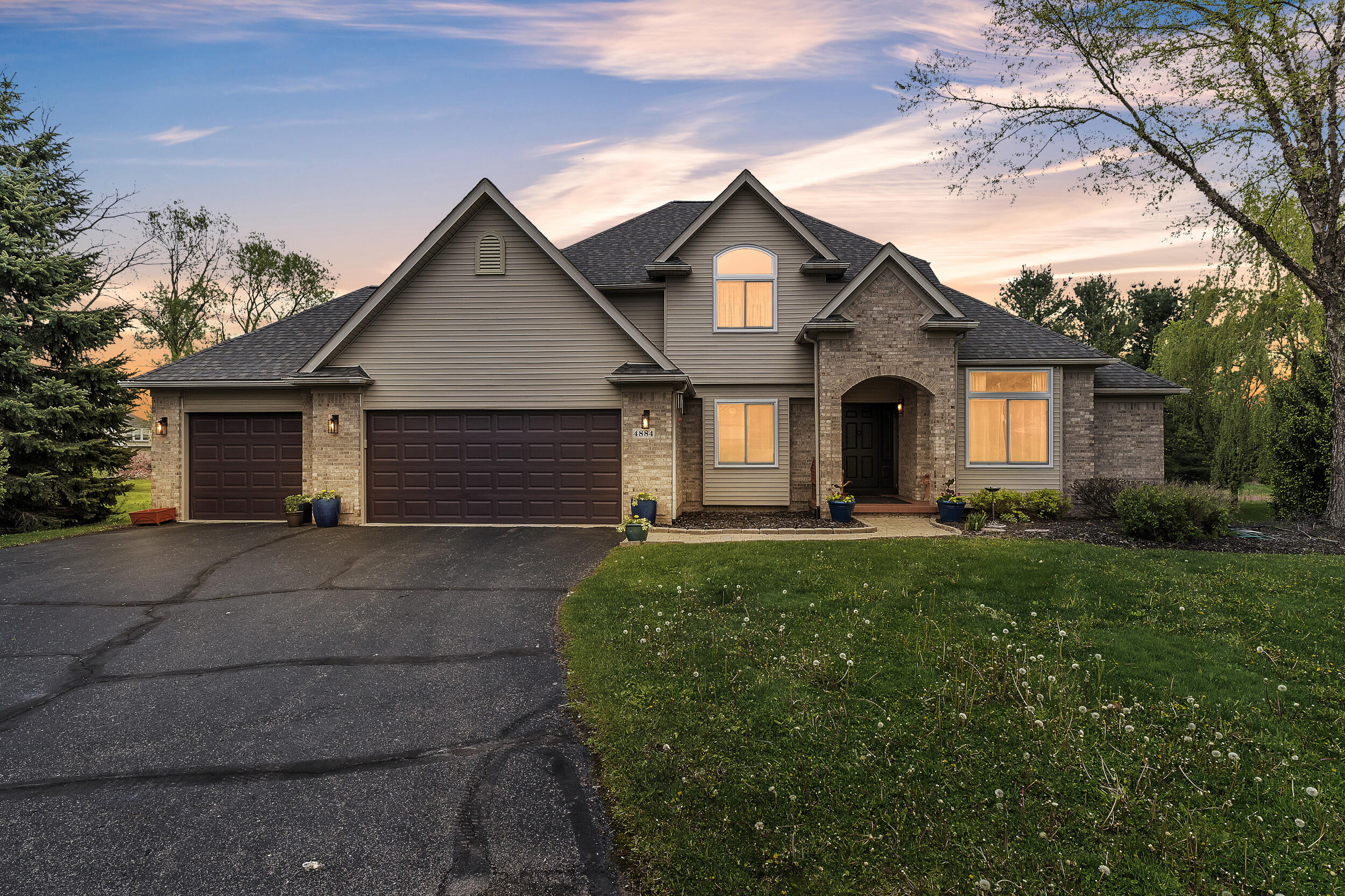 4884 Troon Court