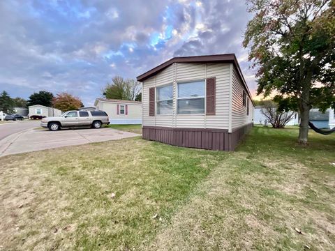250 Ninebark Wixom City MI 48393