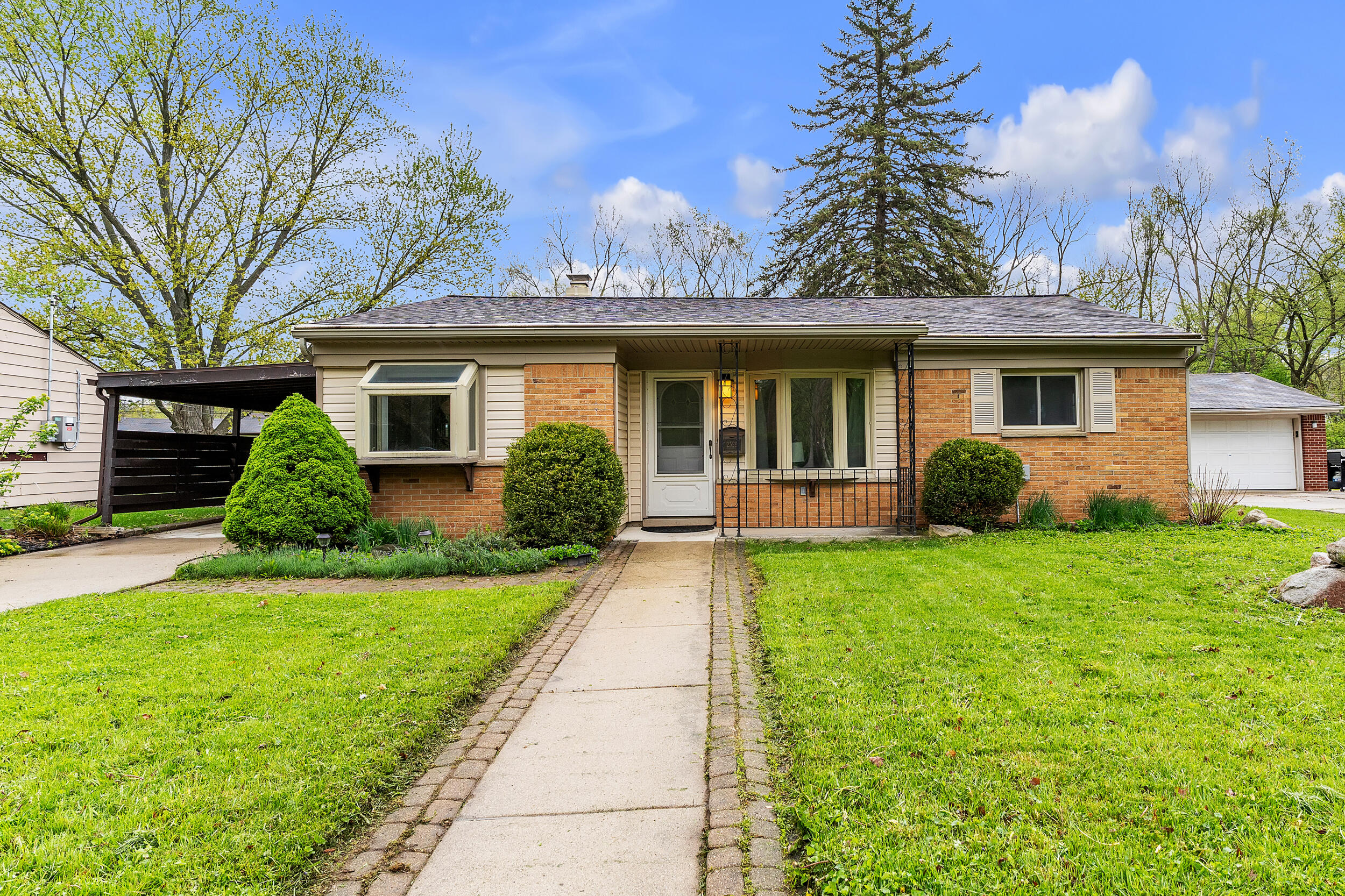 2529 Hampshire Road