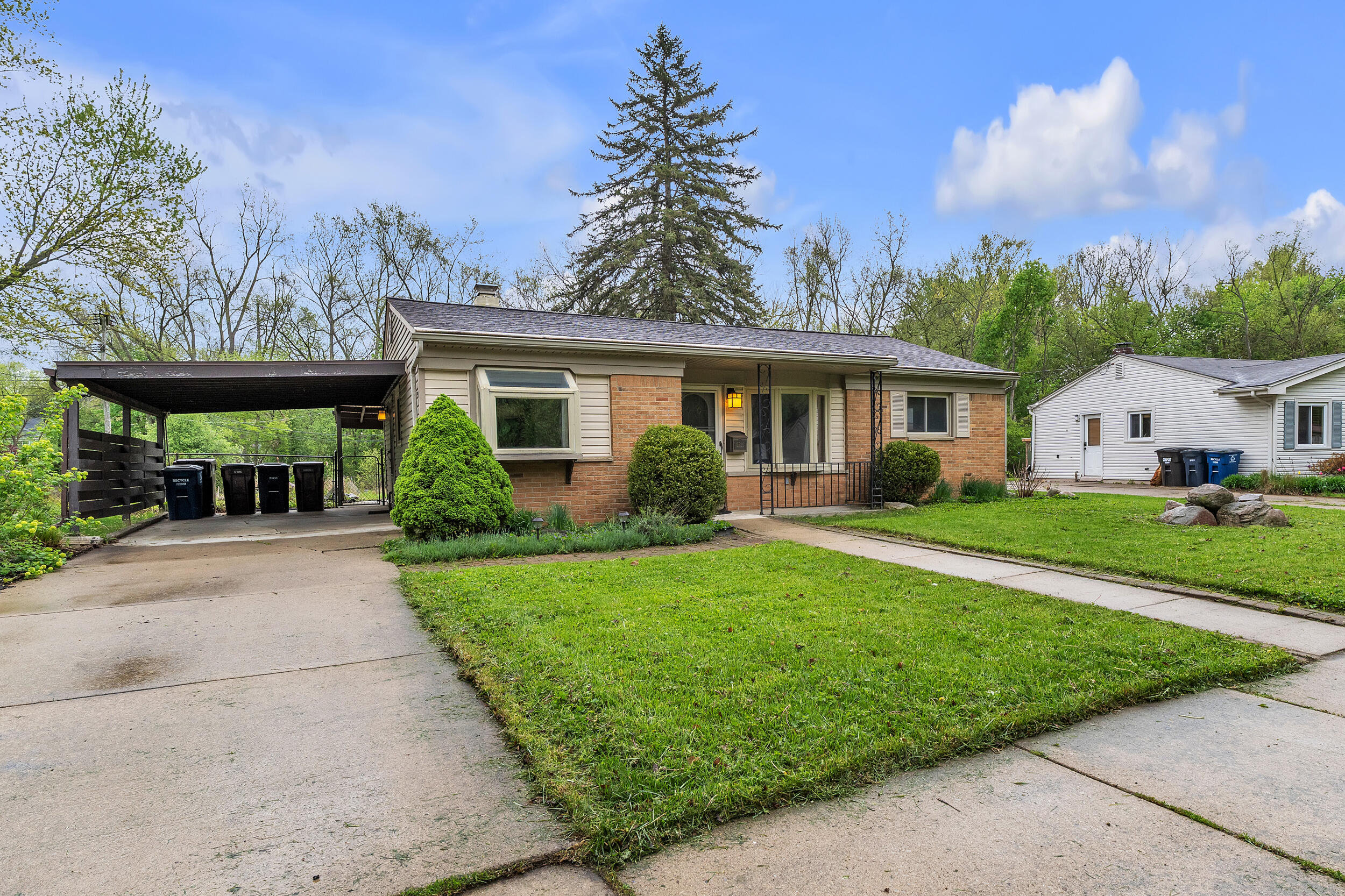 2529 Hampshire Road