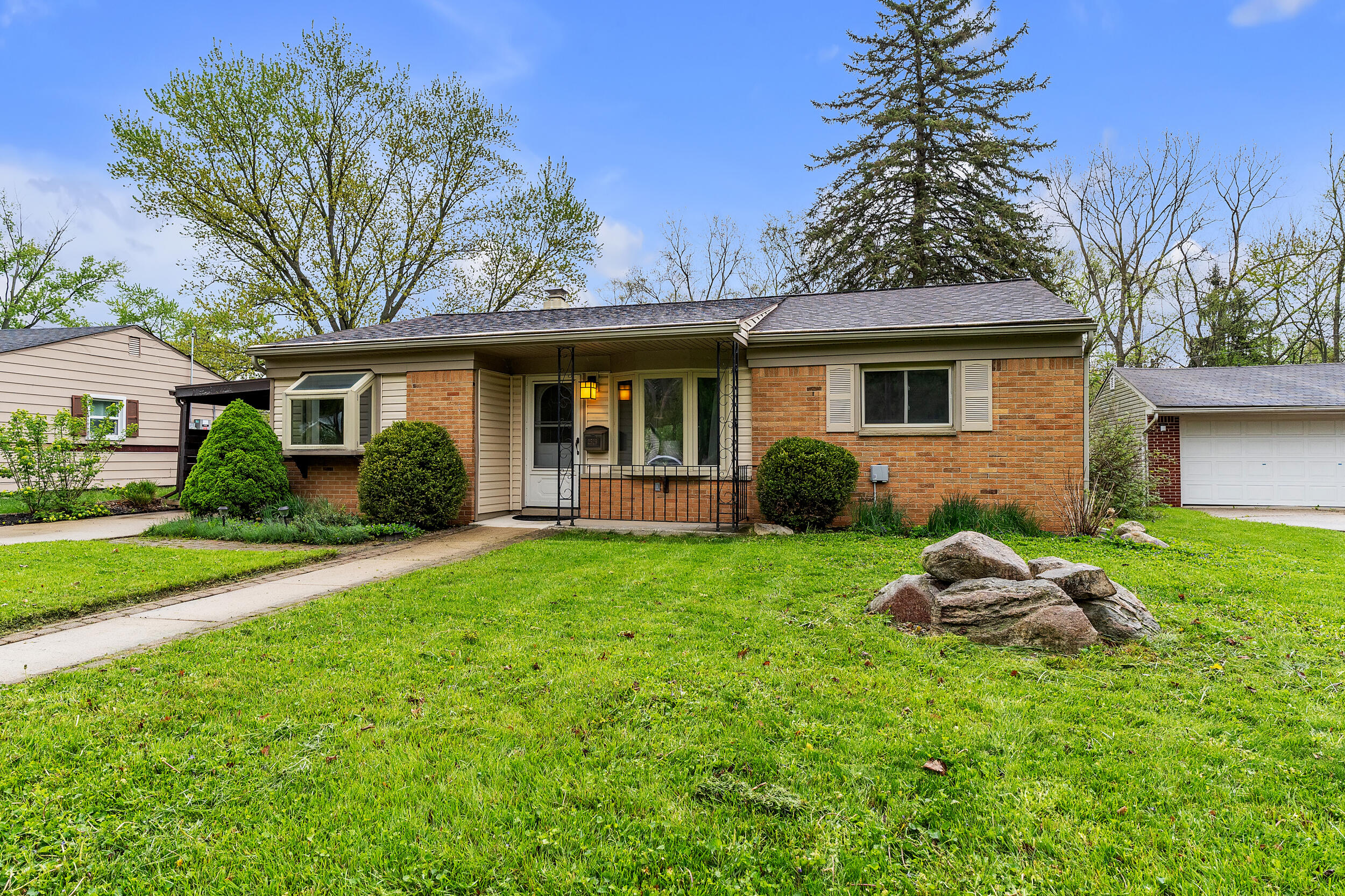 2529 Hampshire Road