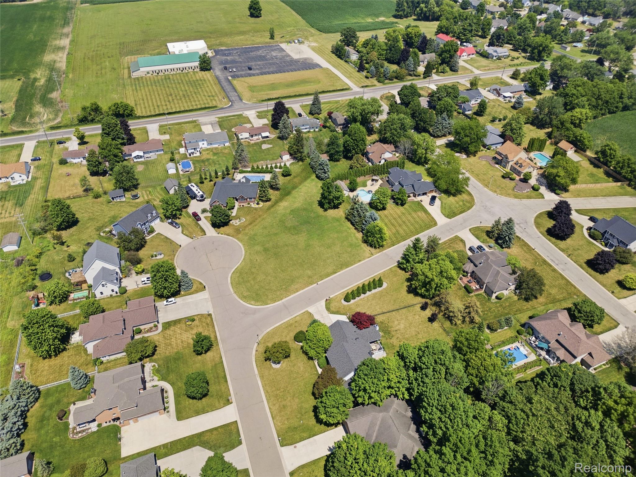 3488 Woodridge Drive