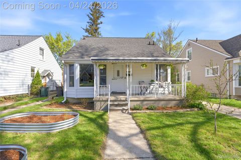 8570 Troy Street Oak Park City MI 48237