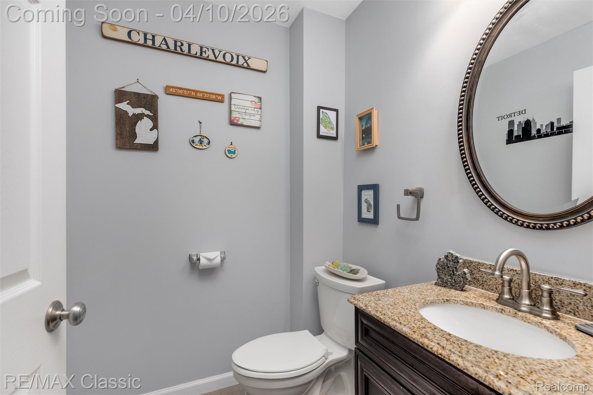 484 W Beechdale Street