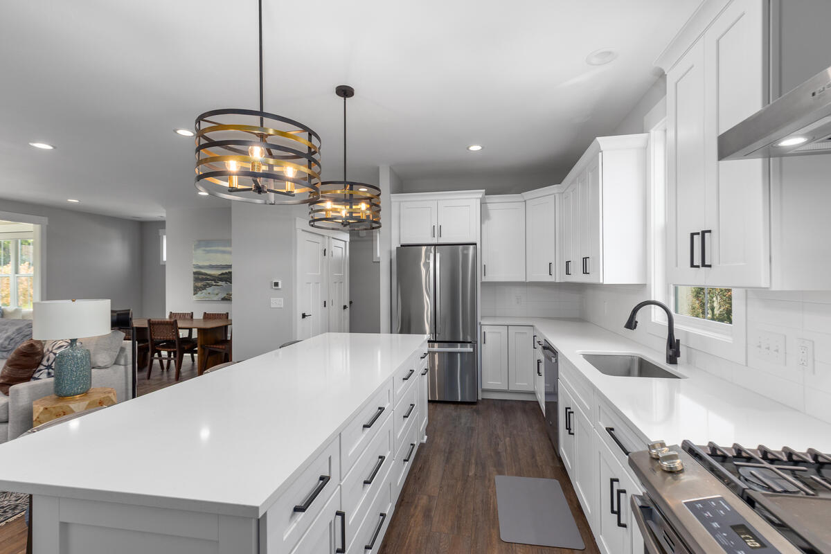 7033 Ada Depot Drive SE