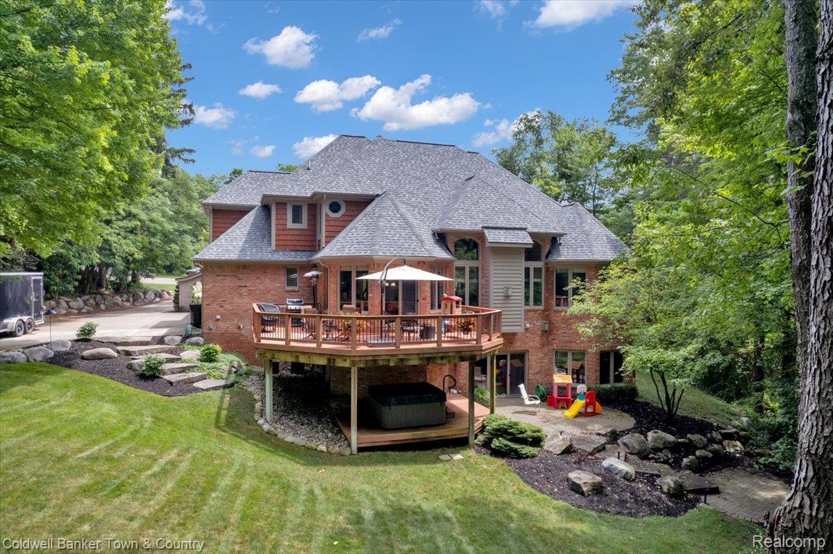 520 Iroquois Court