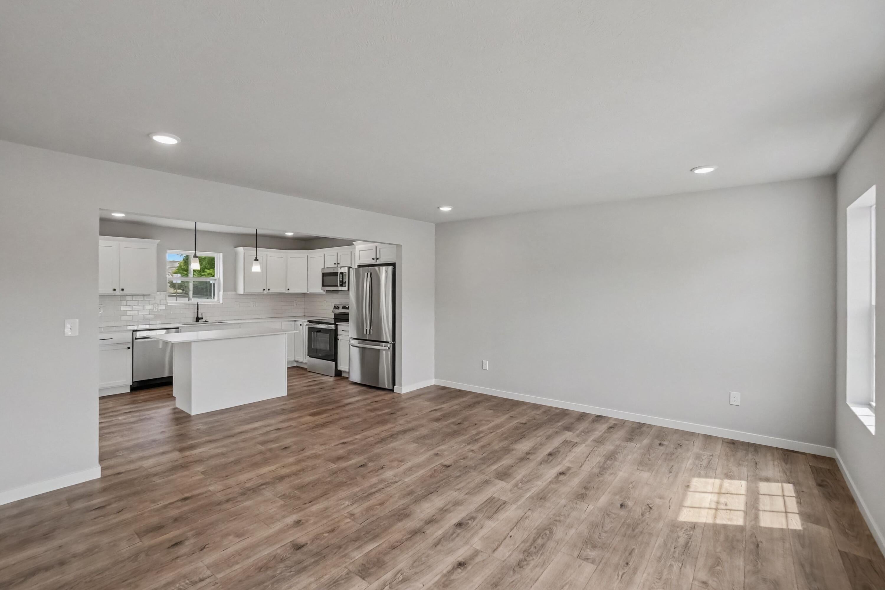 389 Pinery Lane