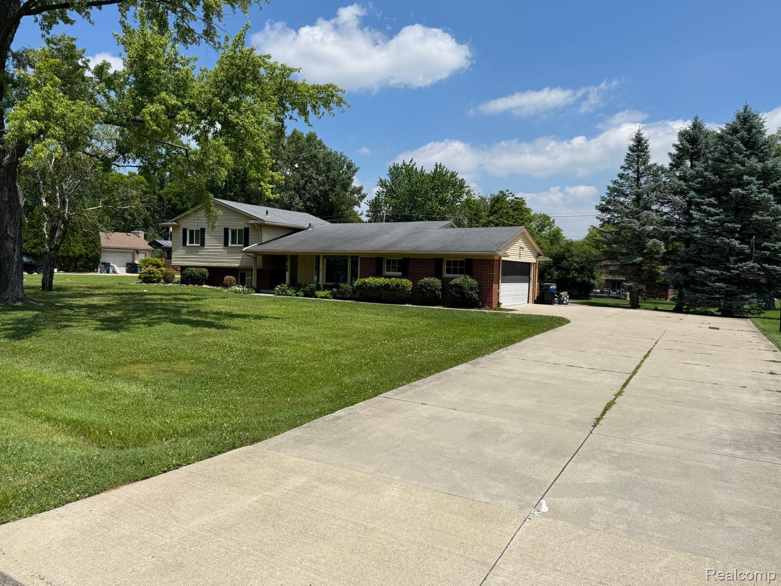 26158 Meadowview Drive