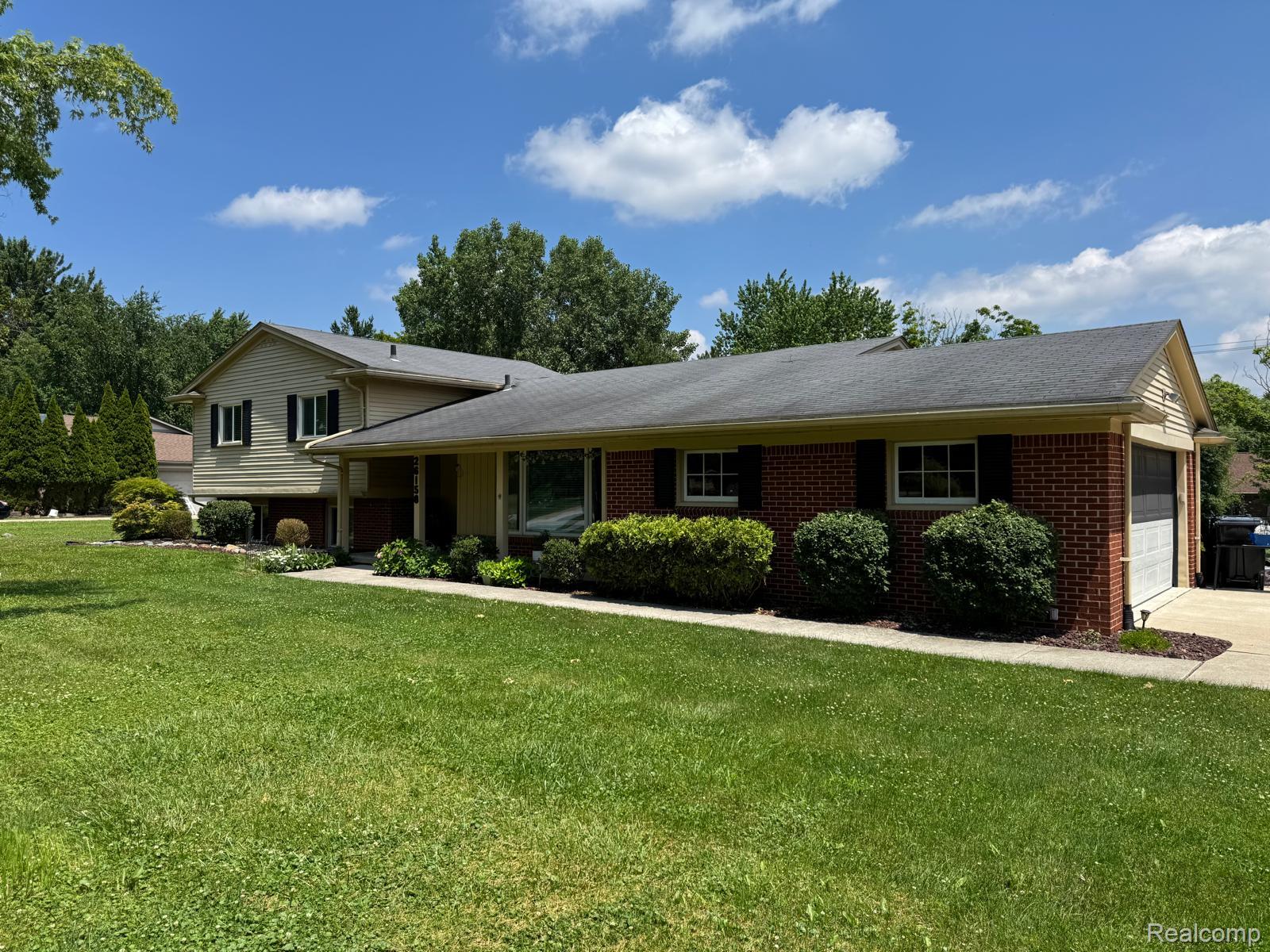 26158 Meadowview Drive