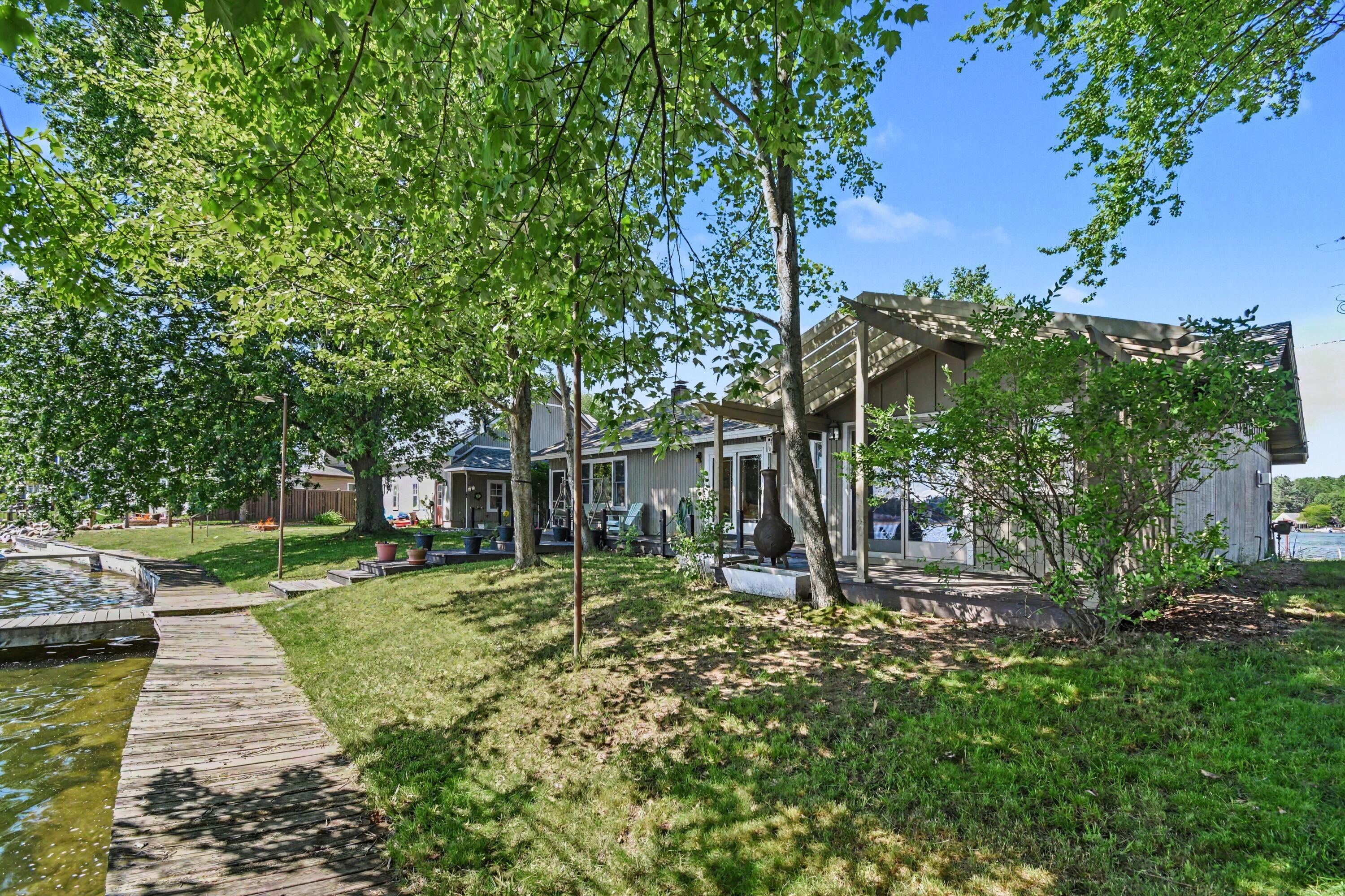 7848 Bay Meadow