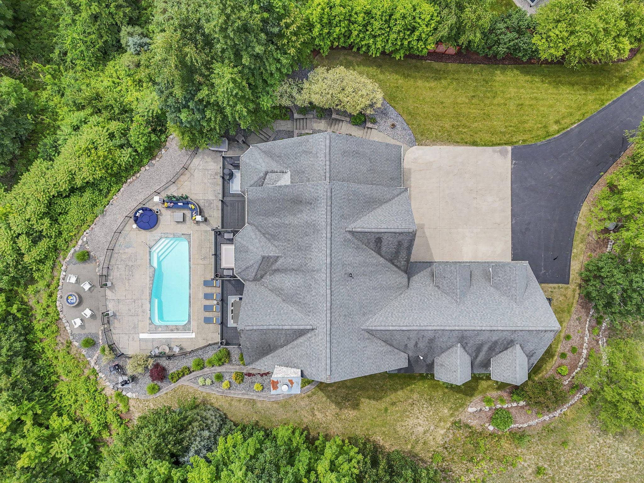 5062 Grayhawk Boulevard