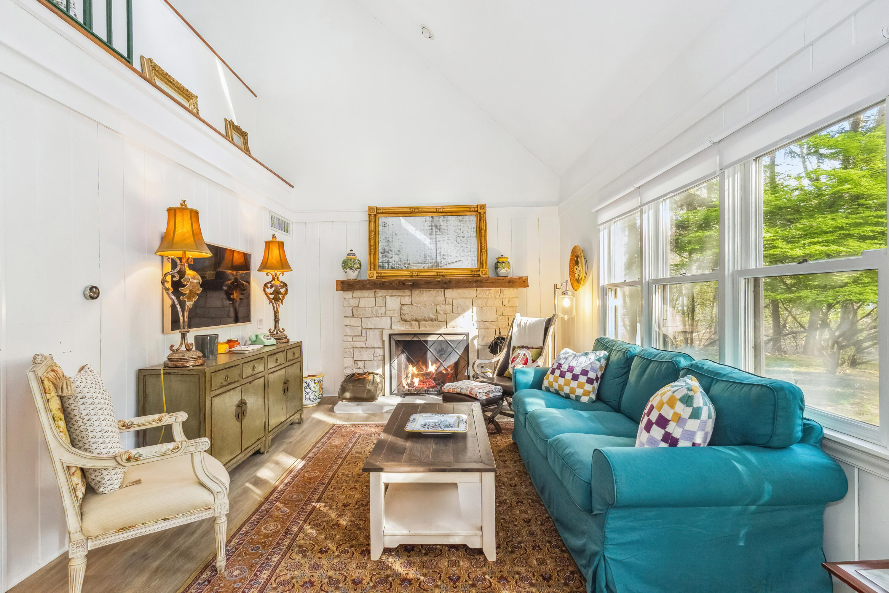 4160 Comanche Trail
