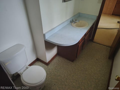 Tiny photo for 30501 W Jefferson Avenue, Gibraltar City, MI 48173 (MLS # 20261072831)