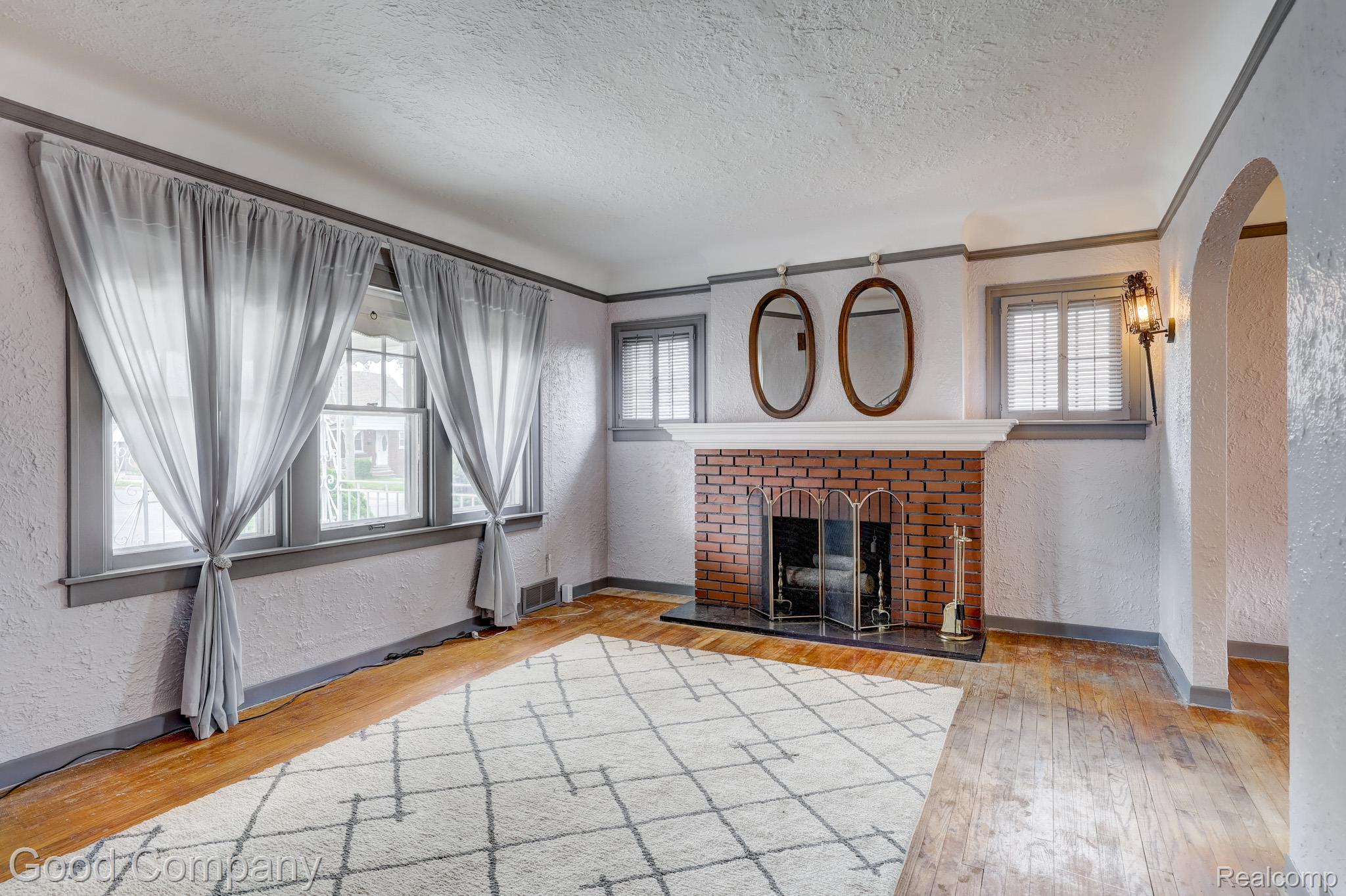 6464 Coleman Street