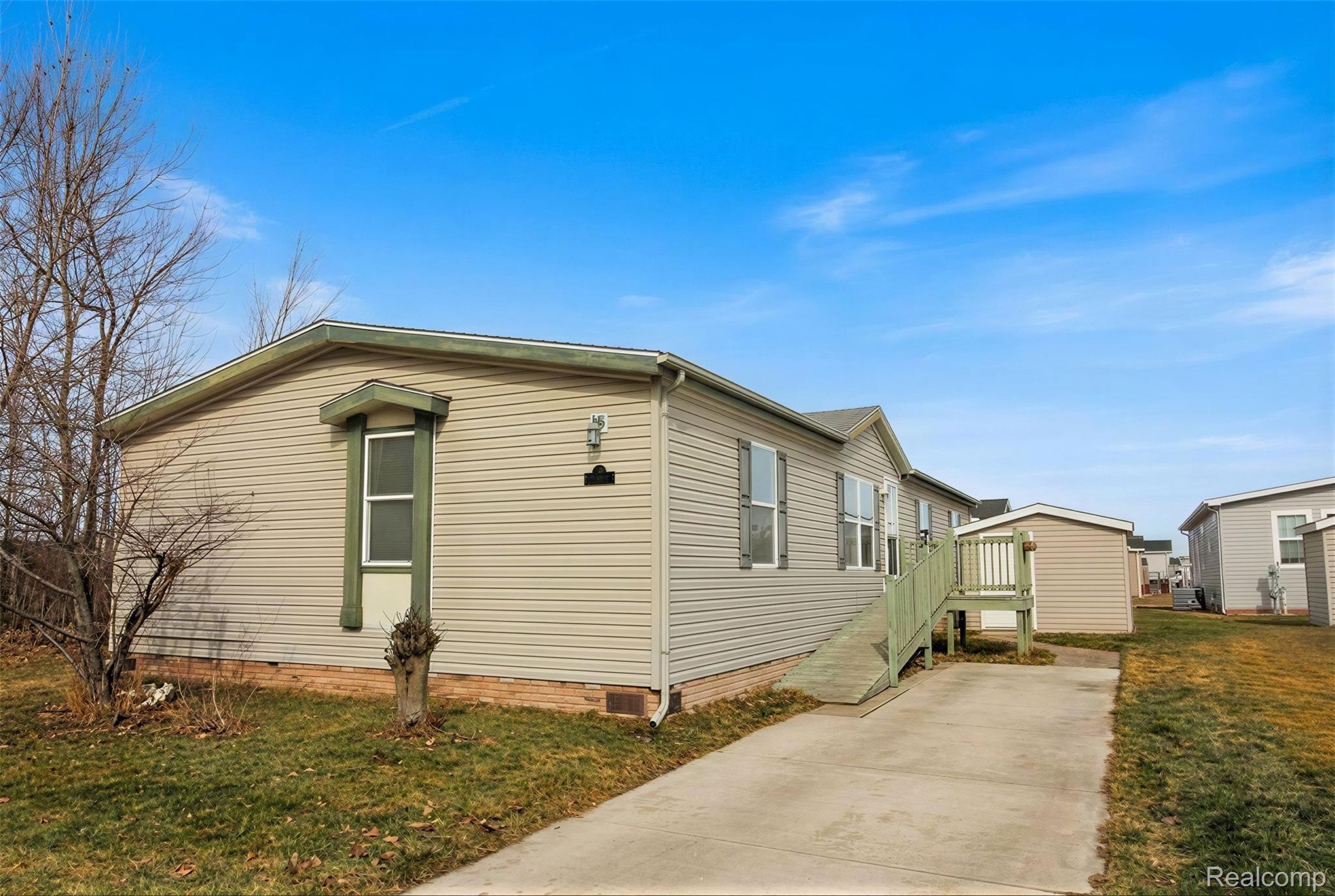 3423 Green Apple Court