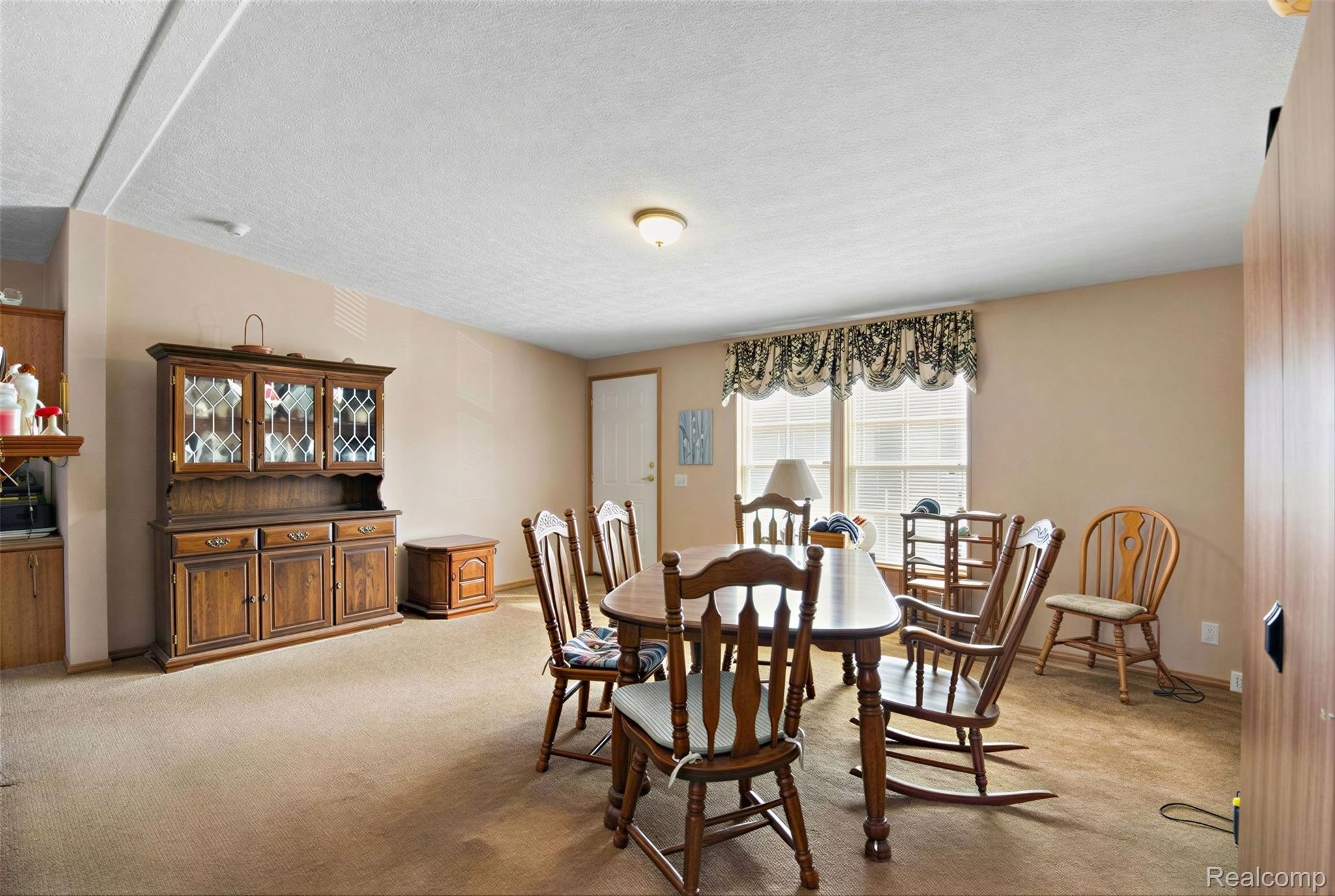 3423 Green Apple Court