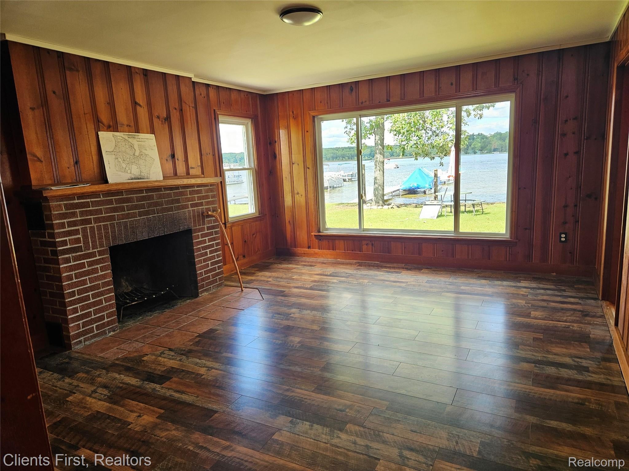 14344 Edgewater Drive