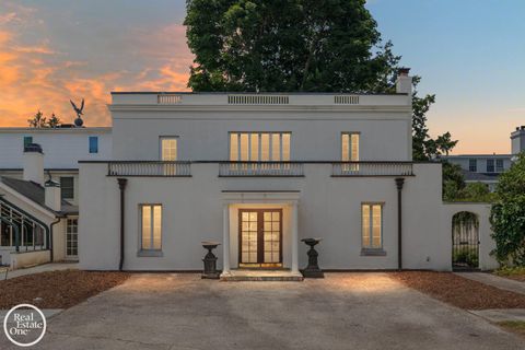 277 Lincoln Road Grosse Pointe City MI 48230