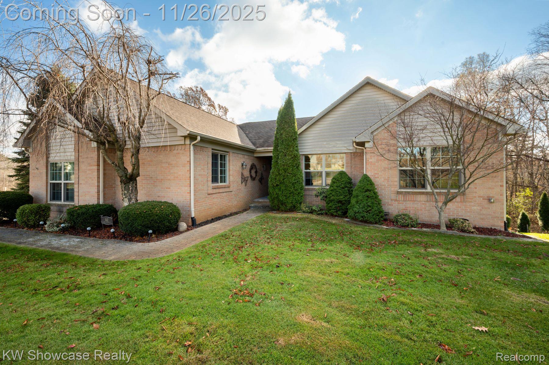 4142 Lake Stison Court