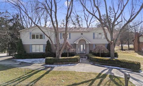 34239 Commons Drive Farmington Hills City MI 48331