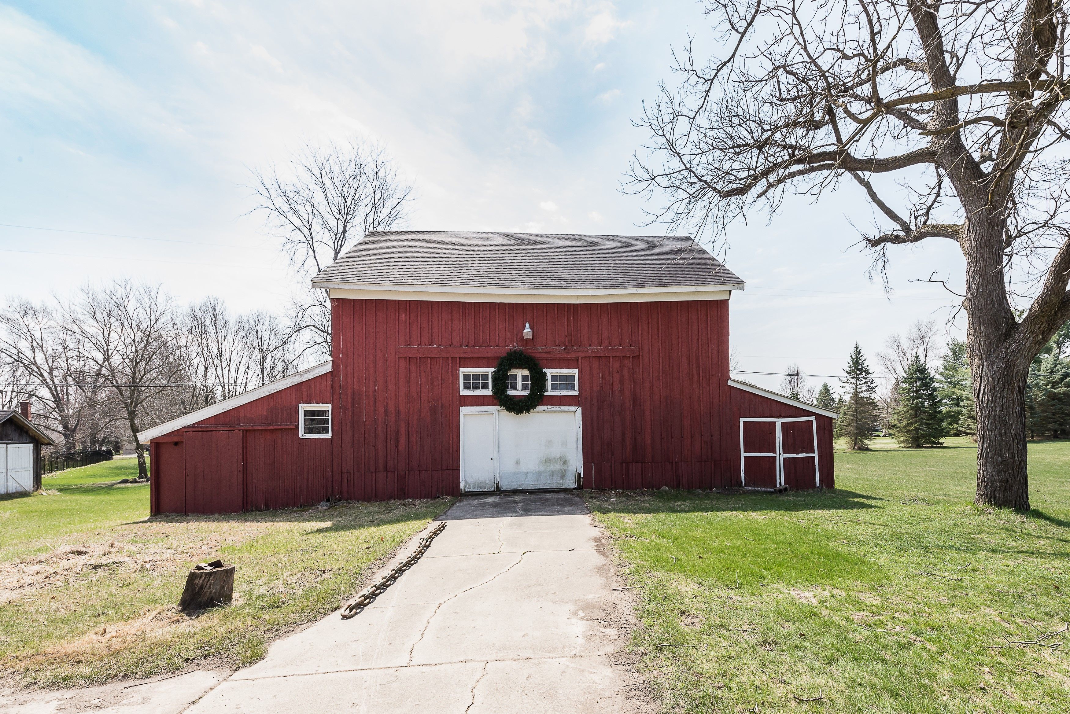 5185 LOBDELL Road