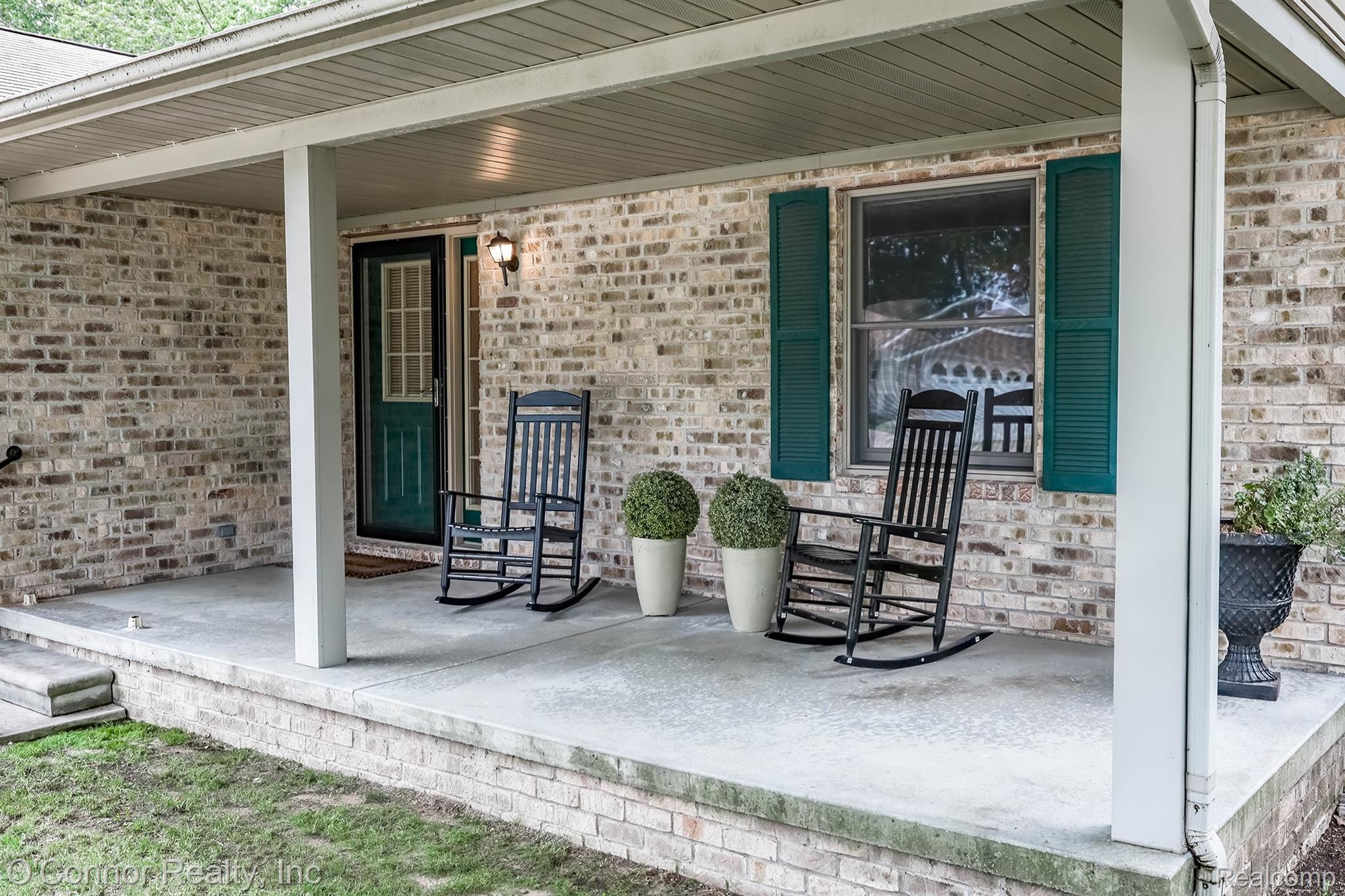 3875 Oak Hills Circle