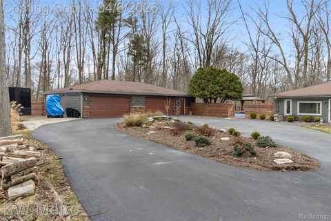 Tiny photo for 25500 Waycross, Southfield City, MI 48033 (MLS # 20261021601)