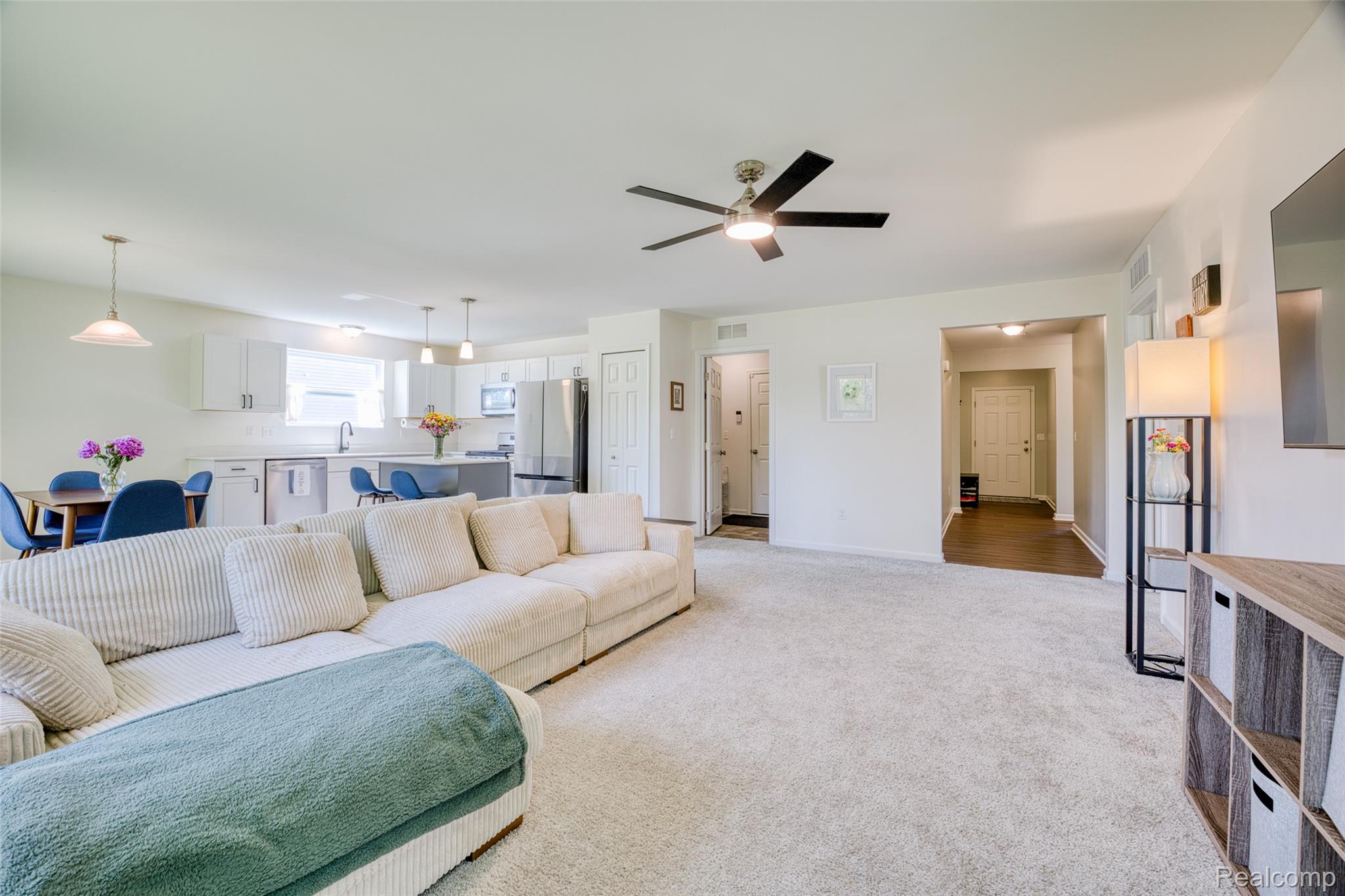10125 Swan Lake Circle