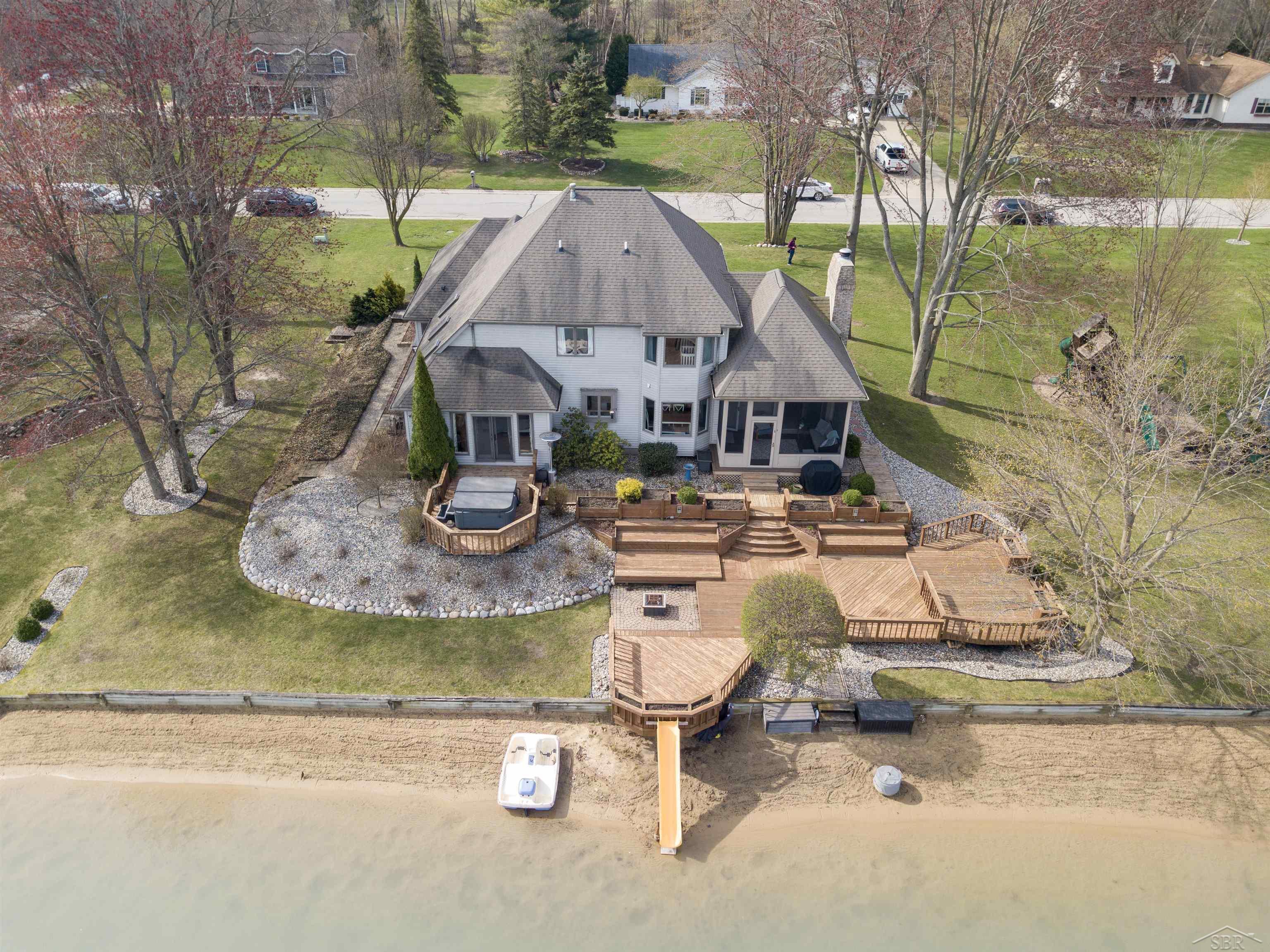 11244 S Lake Circle Drive