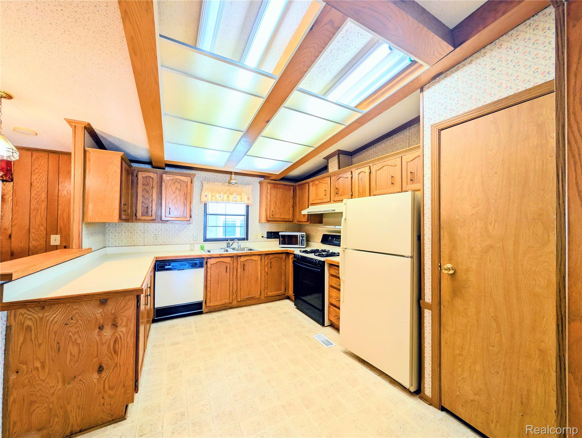 607 Park View