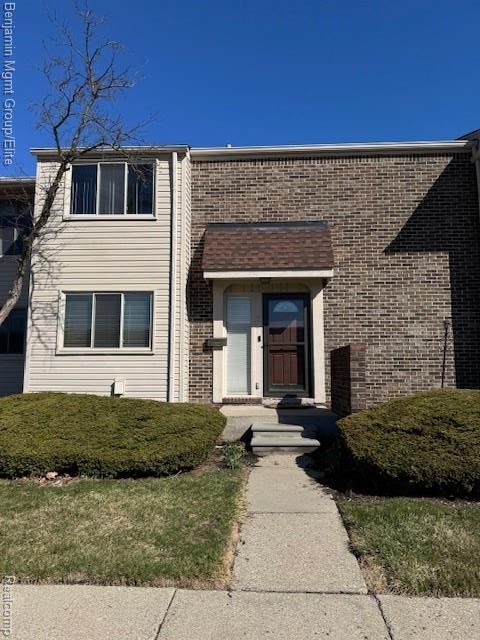 7 Hampton Towne Street 7 Southfield City MI 48075