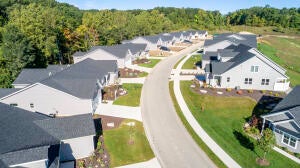 1396 Center Hill Road SE 52