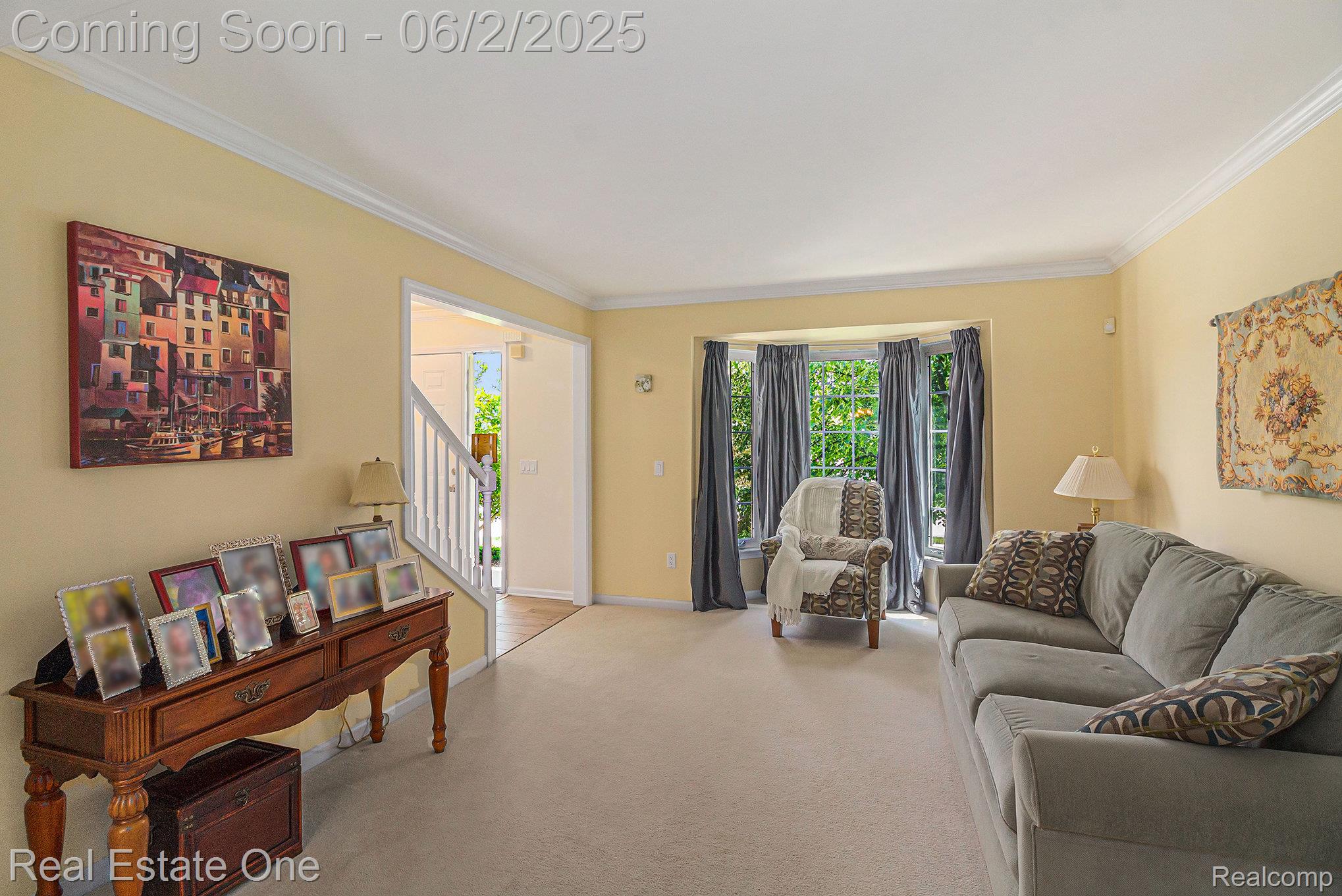 186 EASTON Drive