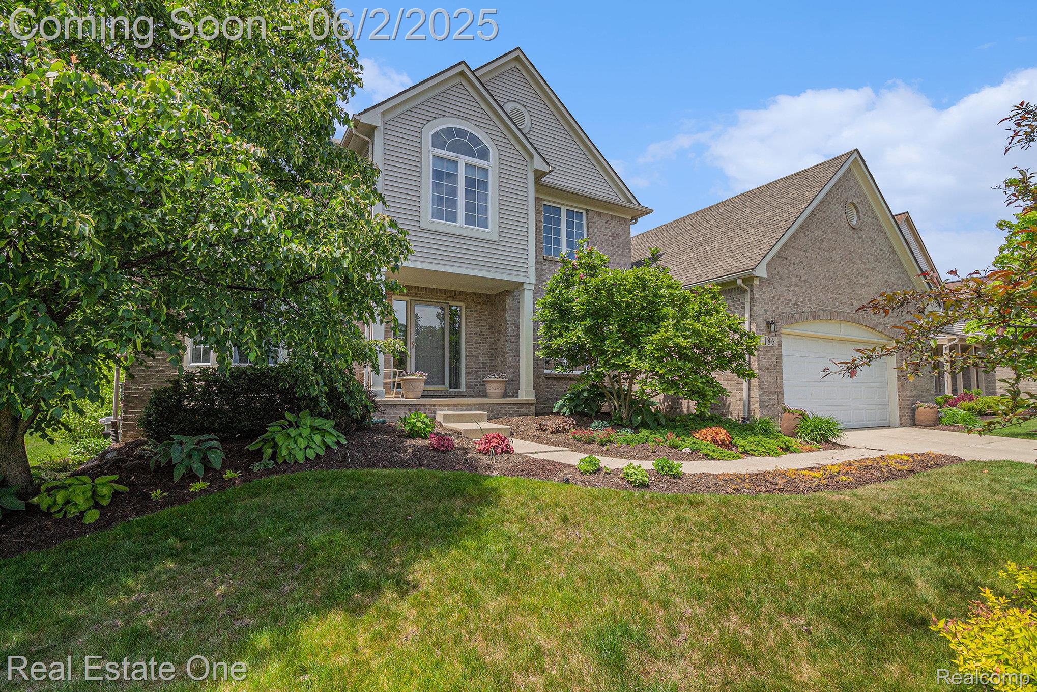 186 EASTON Drive
