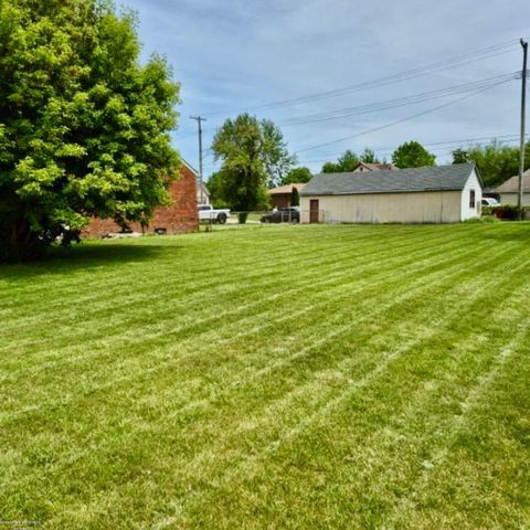 Tiny photo for 29290 Utica Road, Roseville City, MI 48066 (MLS # 58050209529)