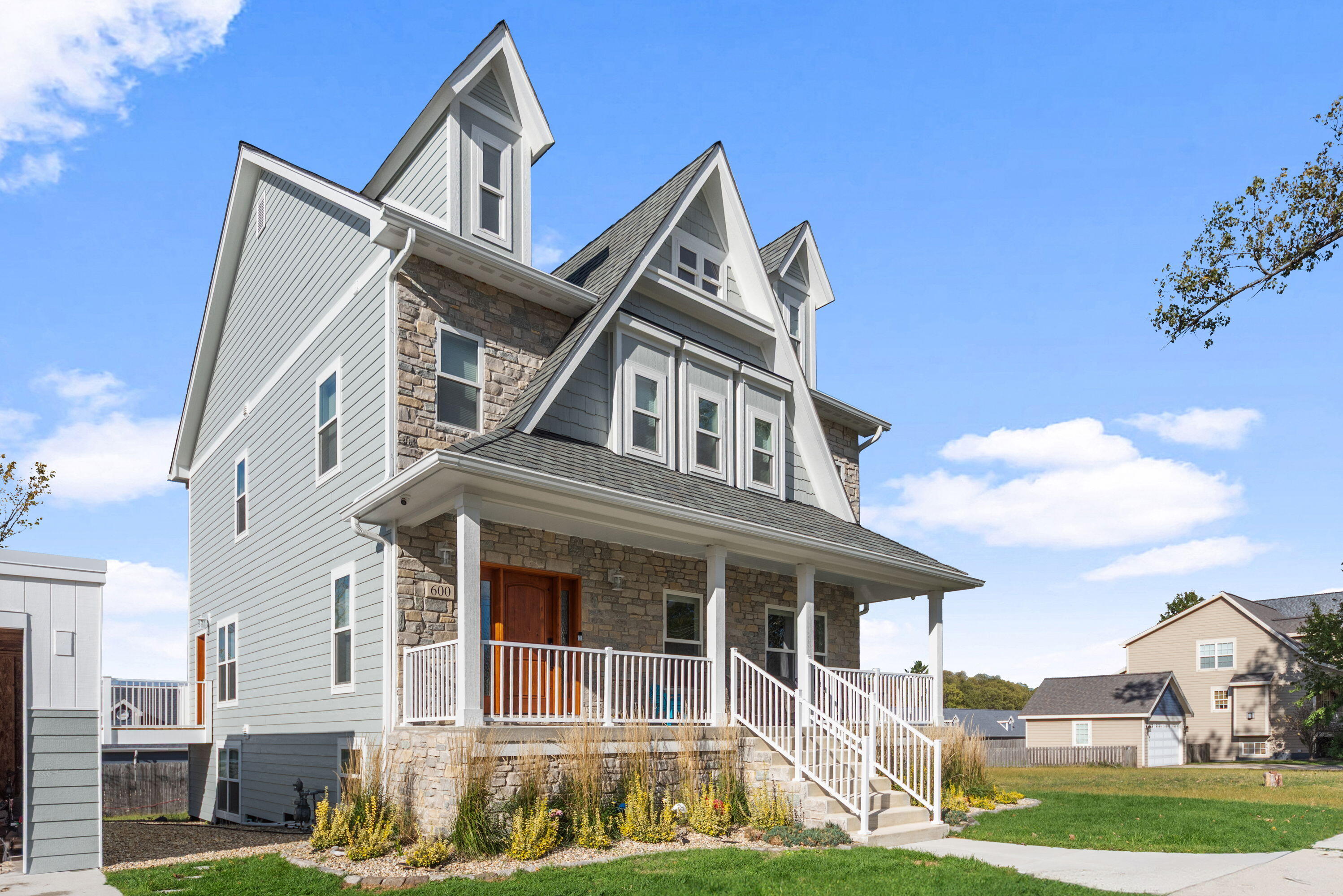 600 W Mechanic Street